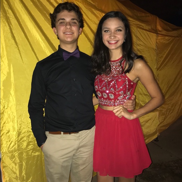 Red high neck two-piece Homecoming dress - Picture 2 of 4